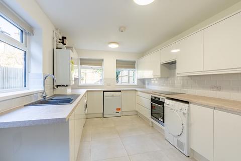 undefined, Victoria Street, Herts AL1