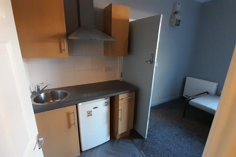 Studio to rent, Flat 4, Doncaster, DN2