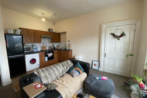 2 bedroom flat to rent, 17 Woodland Terrace, Plymouth PL4