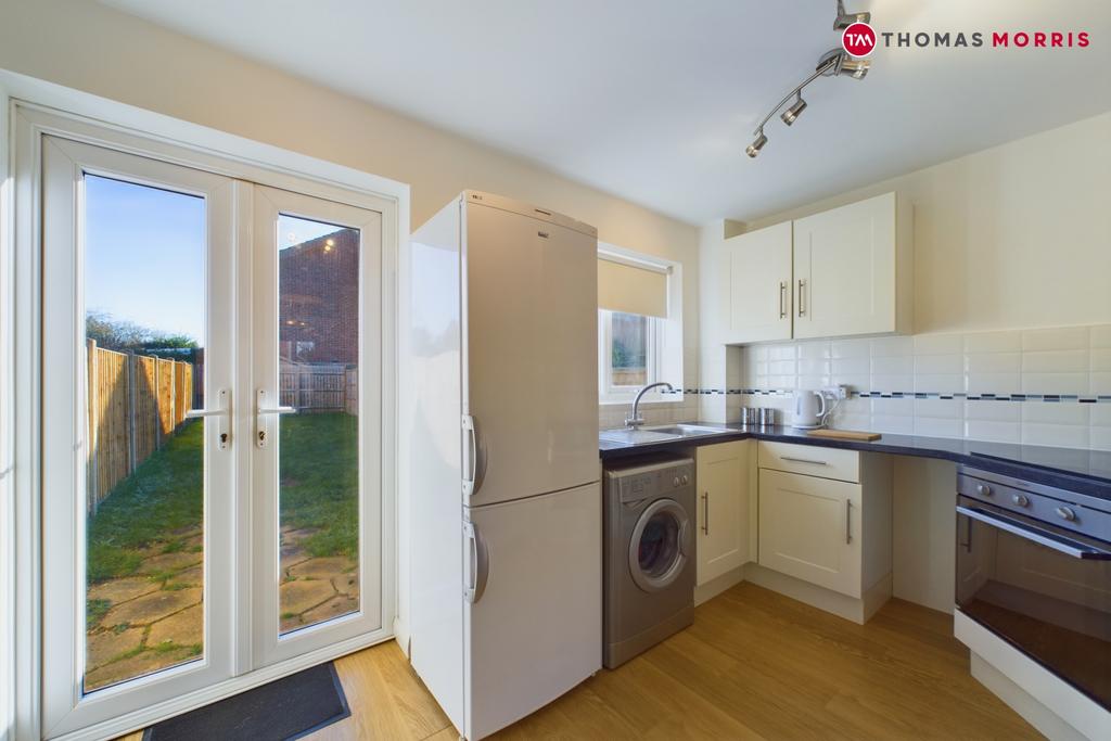 Raleigh Close, St. Neots PE19 2 bed terraced house for sale £240,000