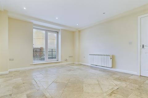 2 bedroom flat to rent, Cheltenham Mount, Harrogate, HG1