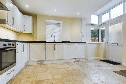 2 bedroom flat to rent, Cheltenham Mount, Harrogate, HG1