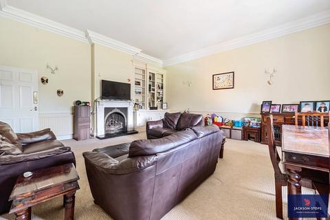 3 bedroom apartment for sale, Dallington Park Road, Northampton, Northamptonshire, NN5