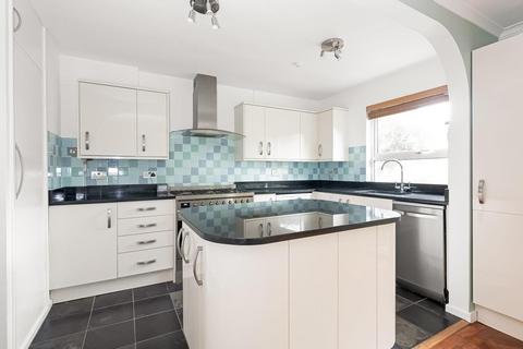 4 bedroom detached house to rent, Hamlyn Gardens, Crystal Palace, SE19