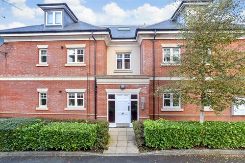 1 bedroom ground floor flat for sale, Reigate Hill, Reigate, Surrey