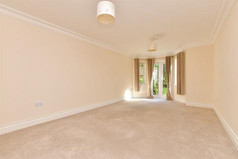 1 bedroom ground floor flat for sale, Reigate Hill, Reigate, Surrey