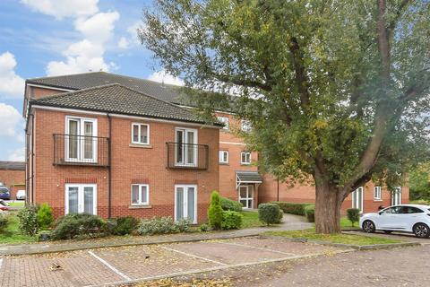 2 bedroom flat for sale, Crosse Courts, Basildon, Essex