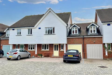 3 bedroom semi-detached house for sale, Silver Strand West, Eastbourne