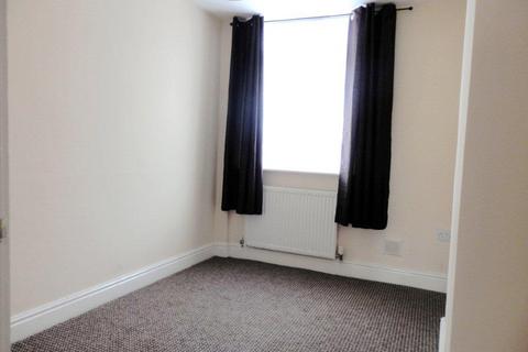 1 bedroom flat to rent, Church Road, Stockingford, CV10 8LB