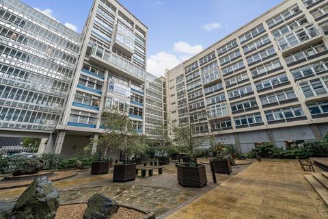 2 bedroom flat for sale, Newington Causeway, Southwark