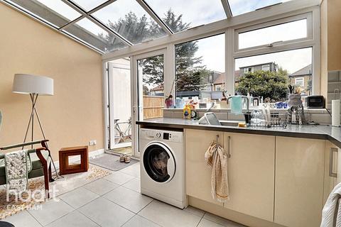 24 Eustace Road, London, E6 3ND