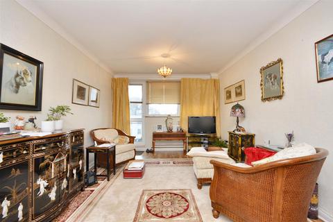 2 bedroom flat for sale, Trinity Place, Eastbourne