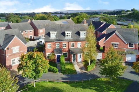 11 Farneside Close, Carlisle, CA1 2FL
