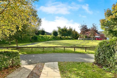 11 Farneside Close, Carlisle, CA1 2FL