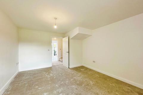 11 Farneside Close, Carlisle, CA1 2FL