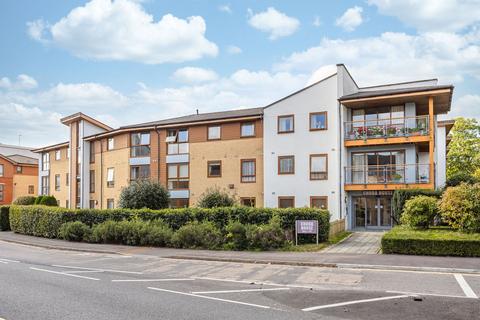 2 bedroom flat for sale, Commonwealth Drive, Crawley RH10