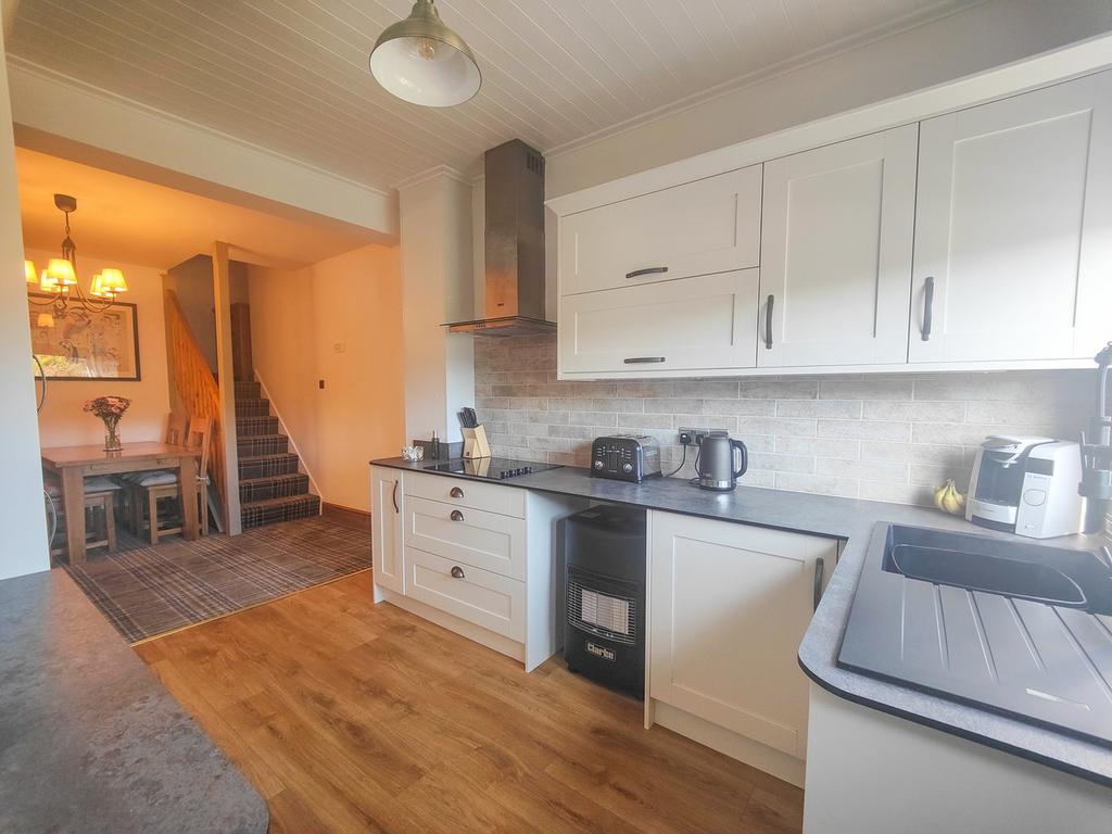 Open plan family dining kitchen