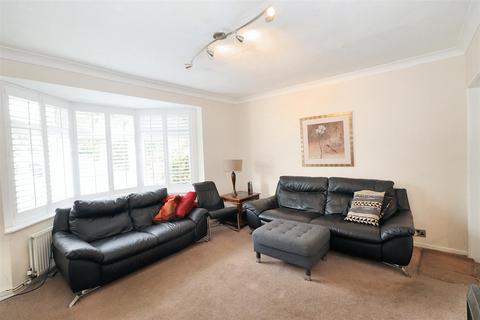 3 bedroom semi-detached house for sale, Monksmead, Borehamwood