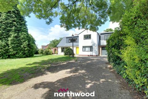 6 bedroom detached house for sale, West Street , Doncaster DN8