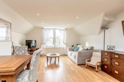 2 bedroom flat for sale, Westbury Road, Bristol BS9