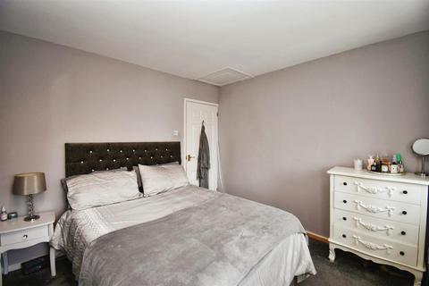 9 Birch Close, Hull, HU5 5YR