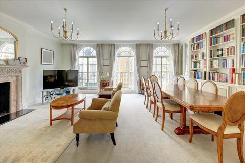 4 bedroom terraced house for sale, Boscobel Place, Belgravia, London SW1W