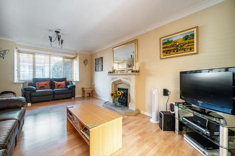 5 Vespasian Gardens, Basingstoke, RG24 9SH