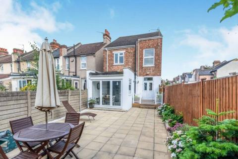 3 bedroom detached house for sale, Haslemere Road, Thornton Heath, CR7