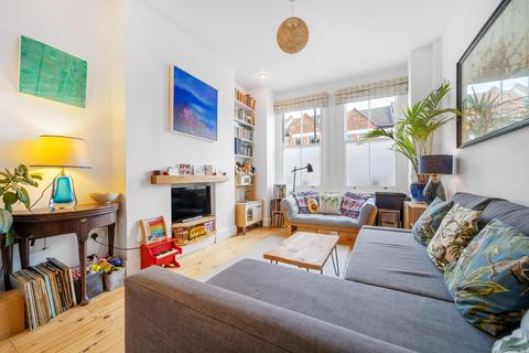 2a Brading Road, London, SW2 2AN