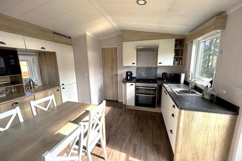 2 bedroom chalet for sale, Oakwood Valley Lodges, Llanfair Caereinion, SY21 0BD