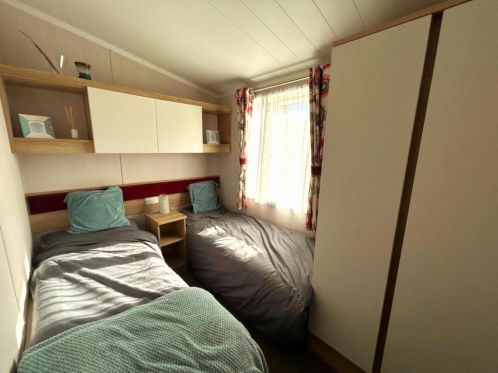 Bedroom Two.jpg