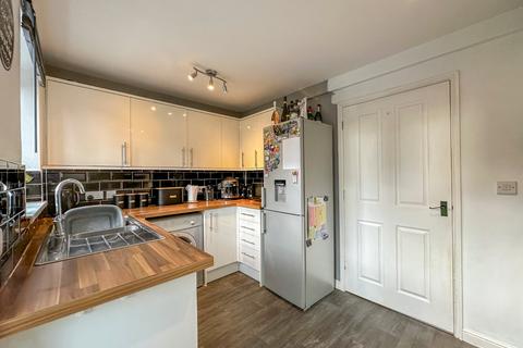 32 Oakwell Close, Scunthorpe, DN16 3FD