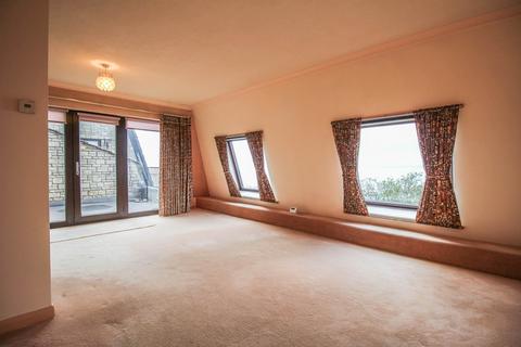 2 bedroom flat for sale, Upper Kewstoke Road, Weston-super-Mare