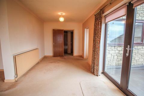 2 bedroom flat for sale, Upper Kewstoke Road, Weston-super-Mare