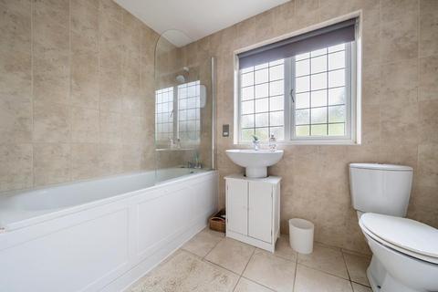 5 bedroom detached house for sale, Banbury,  Oxfordshire,  OX16