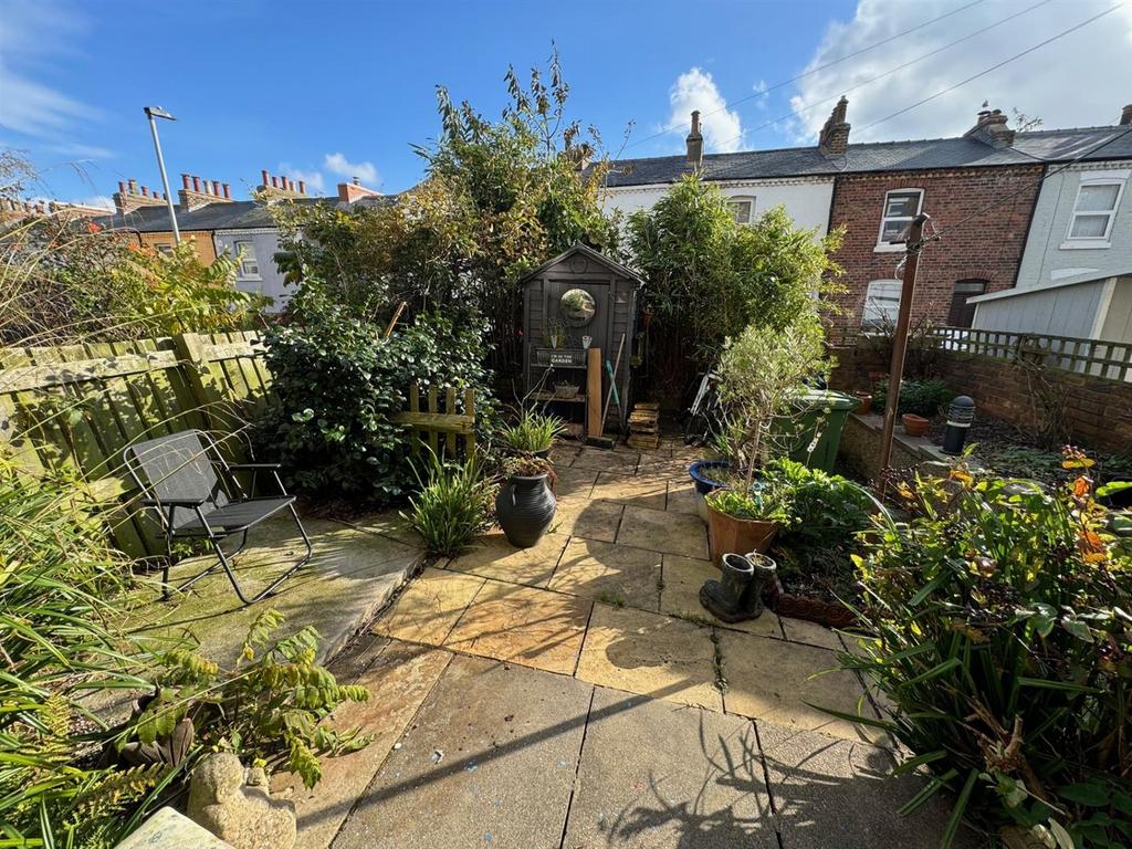 Garden 2.jpg