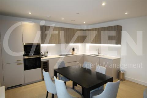 3 bedroom flat to rent, 5, The Avenue, London NW6