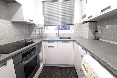 2 bedroom flat to rent, Hulse Road, Southampton SO15