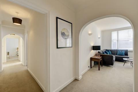 2 bedroom ground floor flat to rent, Hill St, Mayfair W1J