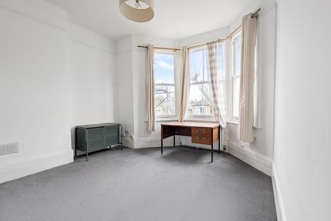 3 bedroom flat for sale, Jerningham Road, London, SE14