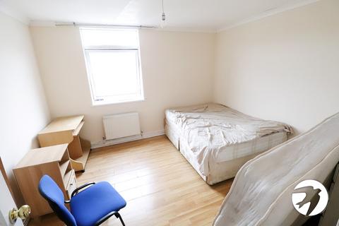 10 Rowntree Path, London, SE28 8BS