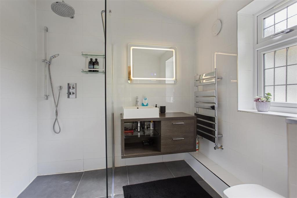 Ensuite Shower Room