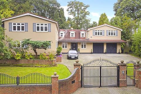 Bears Den, Kingswood, Surrey
