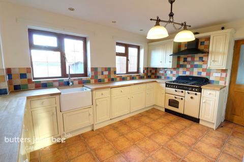 4 bedroom detached house for sale, Kinross Avenue, Cannock