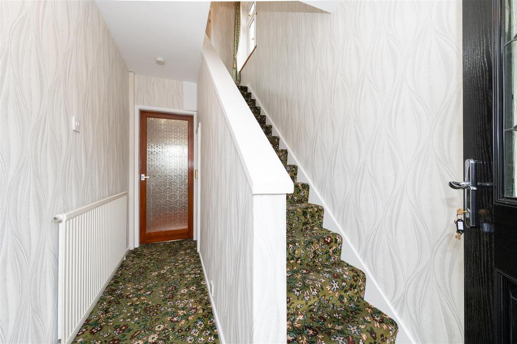 25 Greenhill Avenue internals-7.JPG