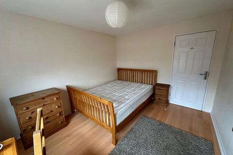 4 bedroom house to rent, Girdlestone Road