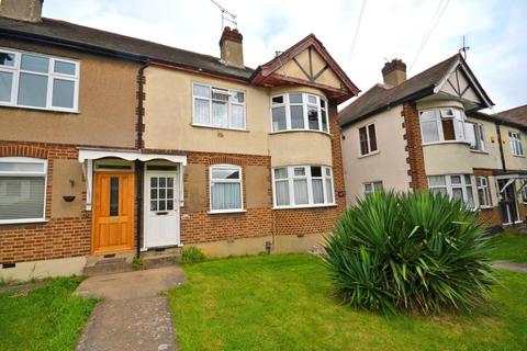 2 bedroom maisonette to rent, Granton Avenue, Upminster, Essex, RM14