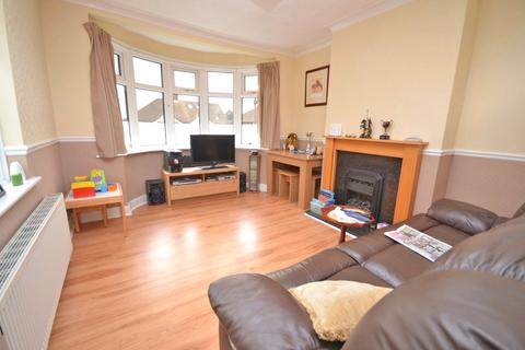 2 bedroom maisonette to rent, Granton Avenue, Upminster, Essex, RM14