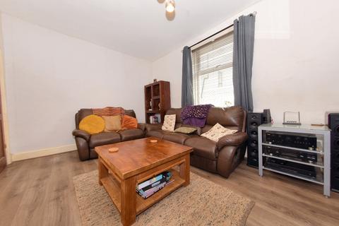 2 bedroom terraced house for sale, Street Lane, Morley, Leeds