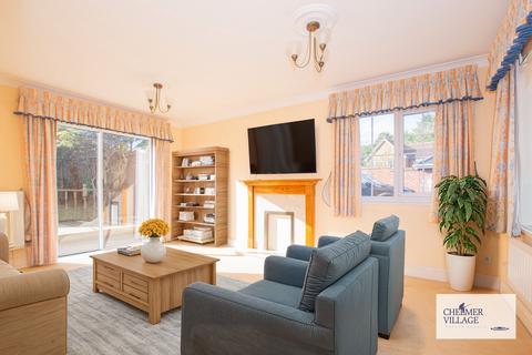 21 Albra Mead, Chelmsford, CM2 6YG